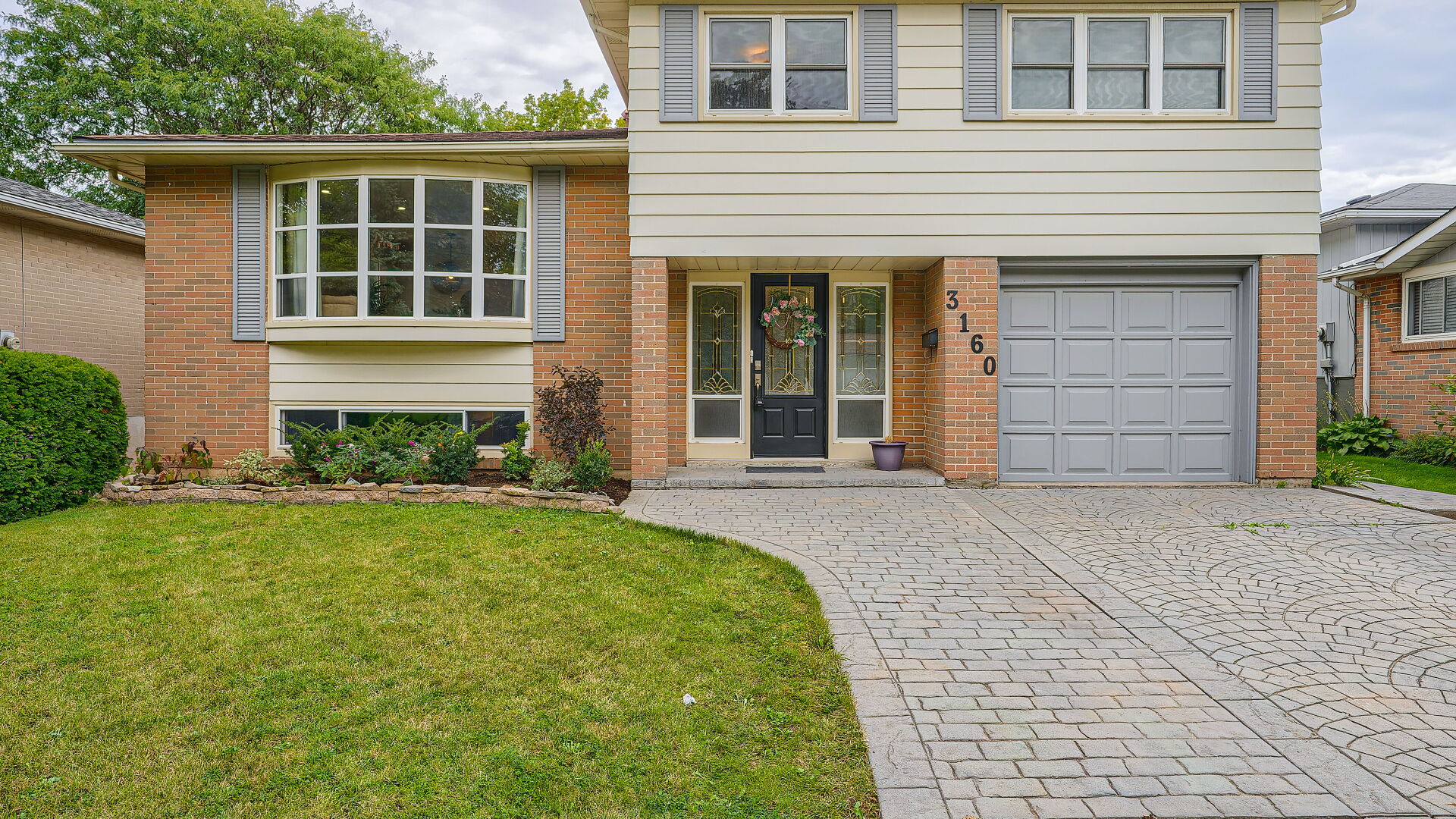 3160 Palmer Drive, Burlington, ON L7M 1L4