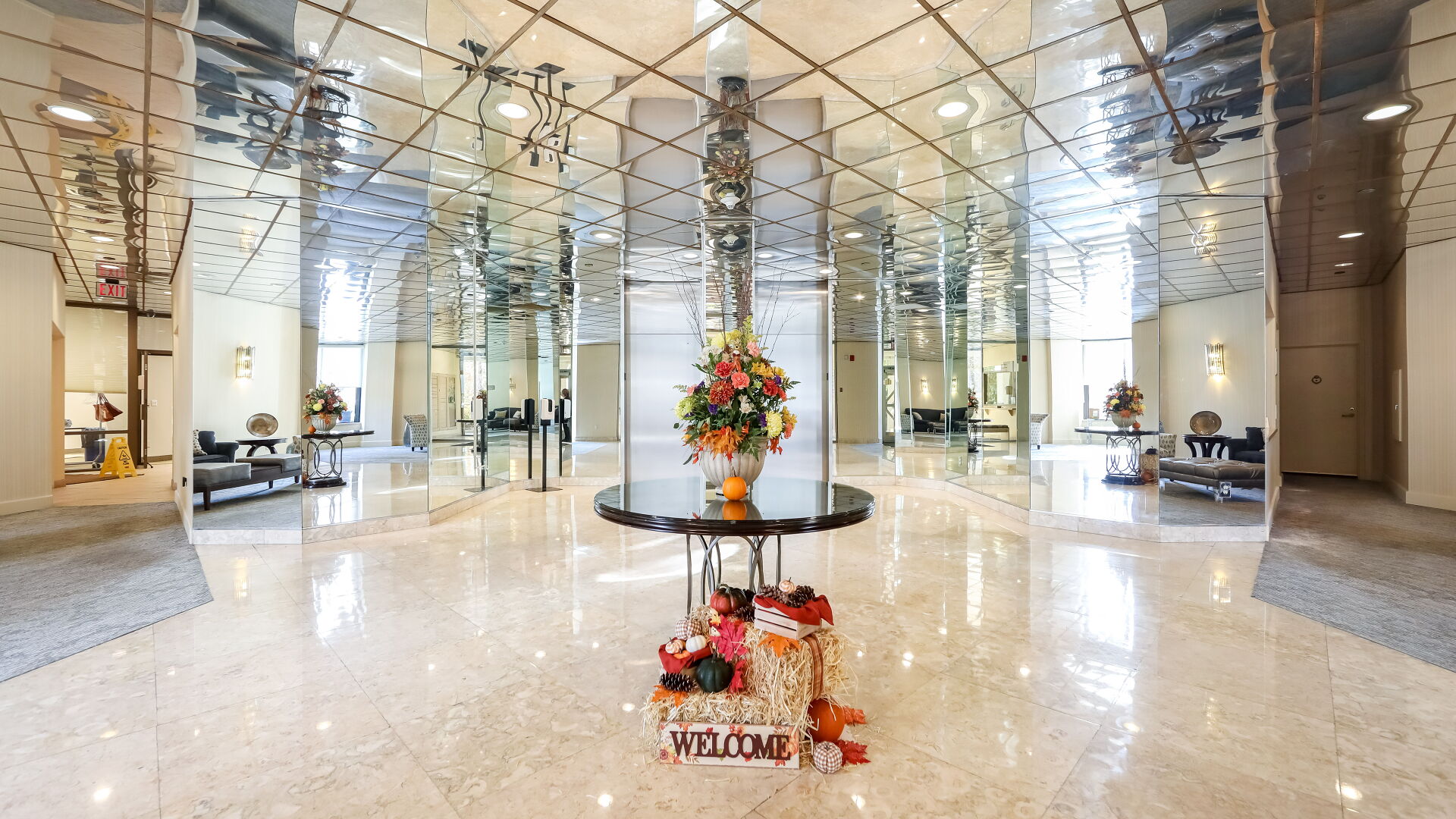 Luxurious CAMELOT High Rise