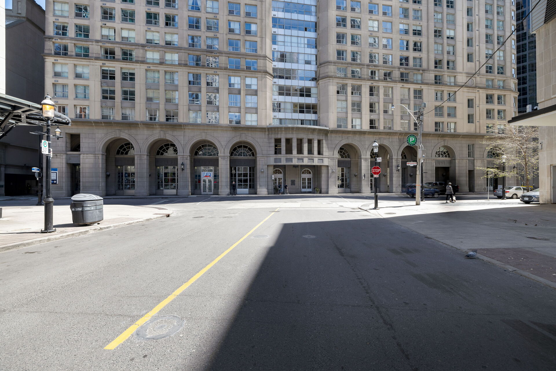 306-25 The Esplanade, Toronto, ON M5E 1Z4 Virtual Tour