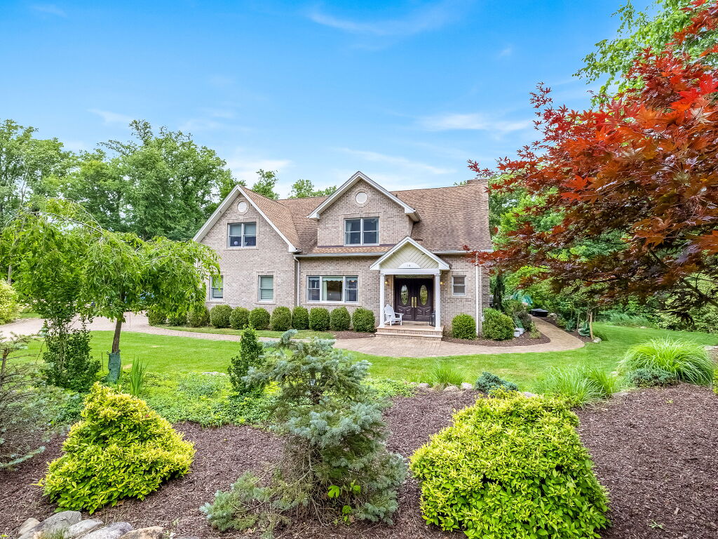 16 aronow place mahwah nj