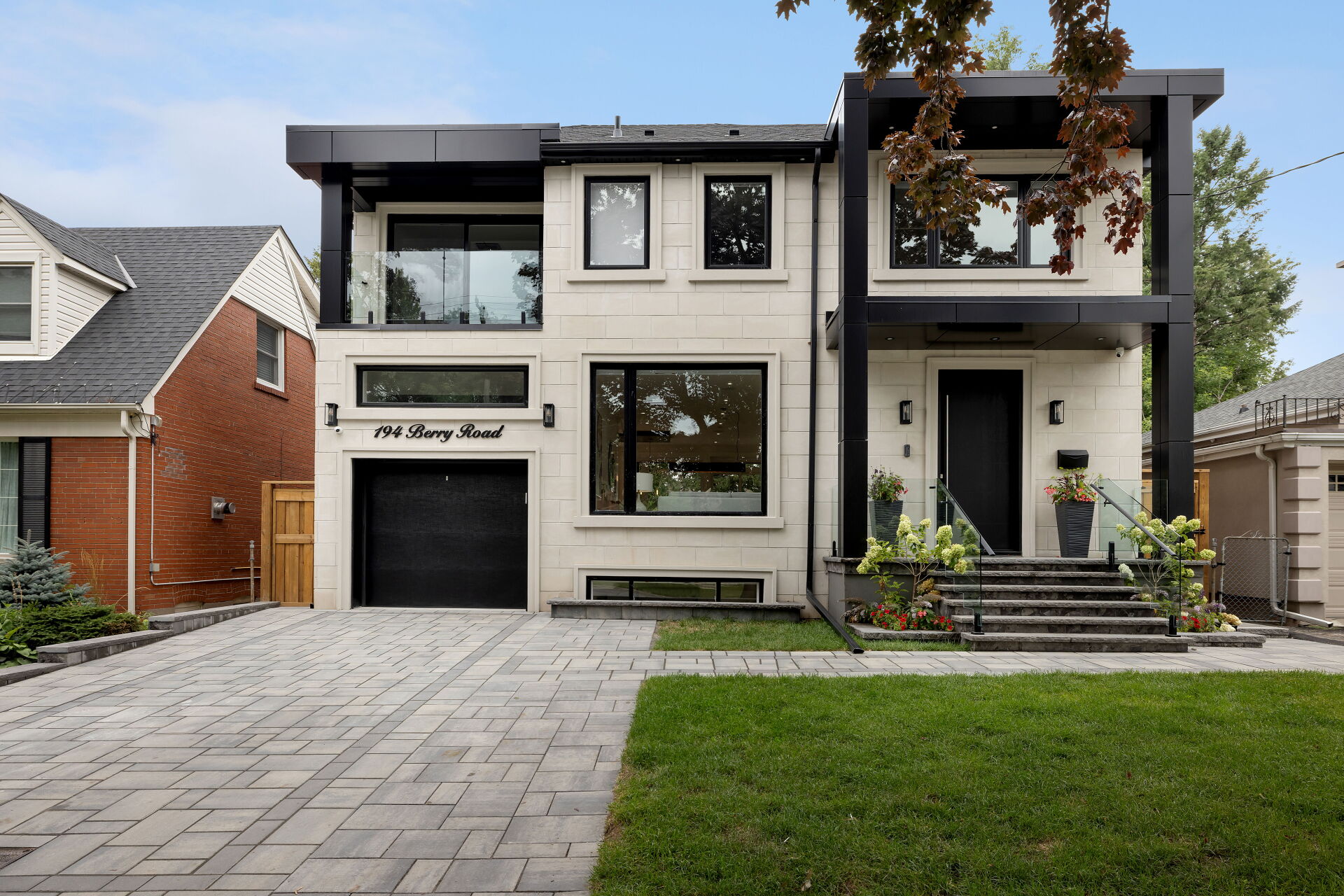 194 Berry Road, Toronto, ON M8Y 1W8