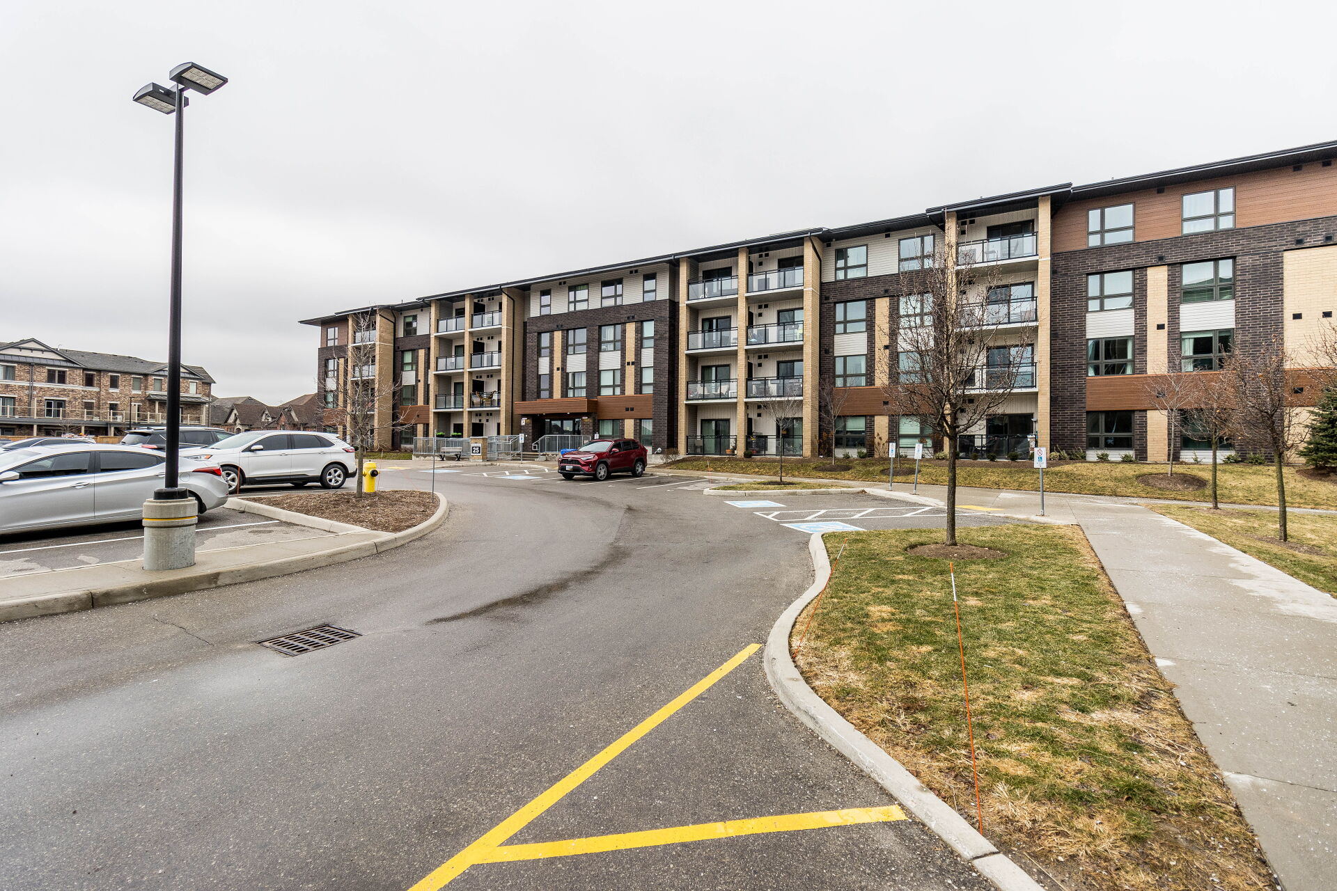 101-25 Kay Crescent, Guelph, ON N1L 1H1 Virtual Tour