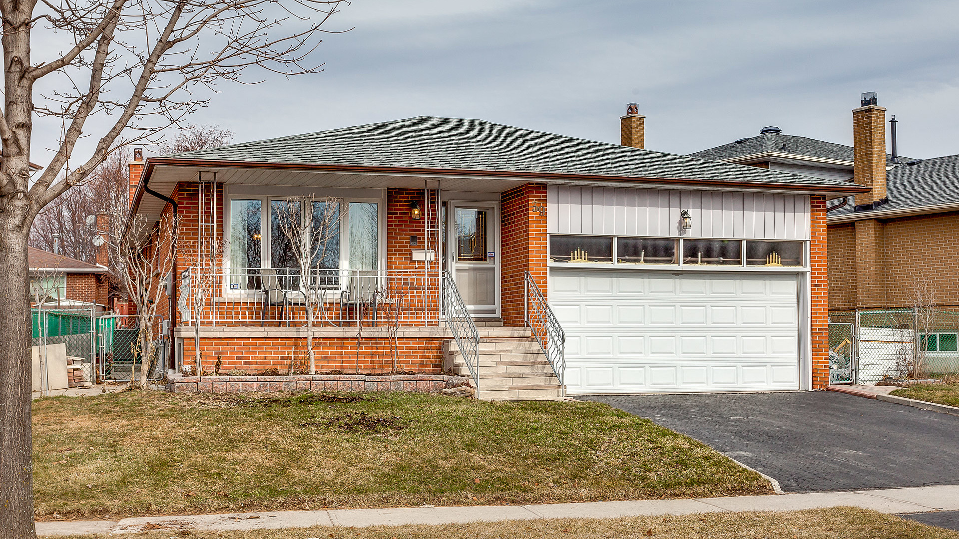 39 Risebrough Circuit, Markham, ON L3R 3C2 Virtual Tour