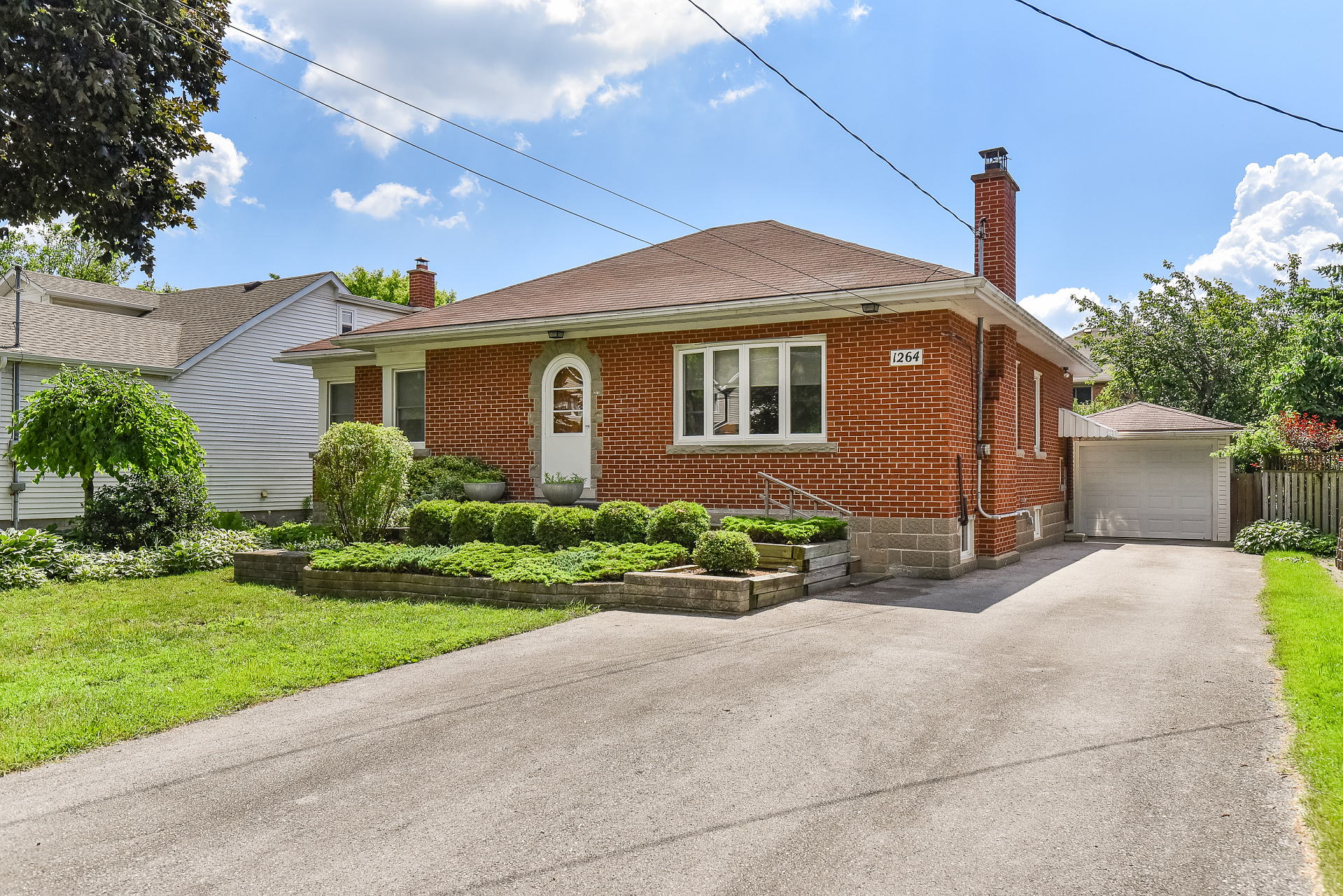 FRONT　CHAPTER　-　THE　FINAL　SESSION　-　LAY For sale: 1264 LASALLE PLACE, Coquitlam, British Columbia