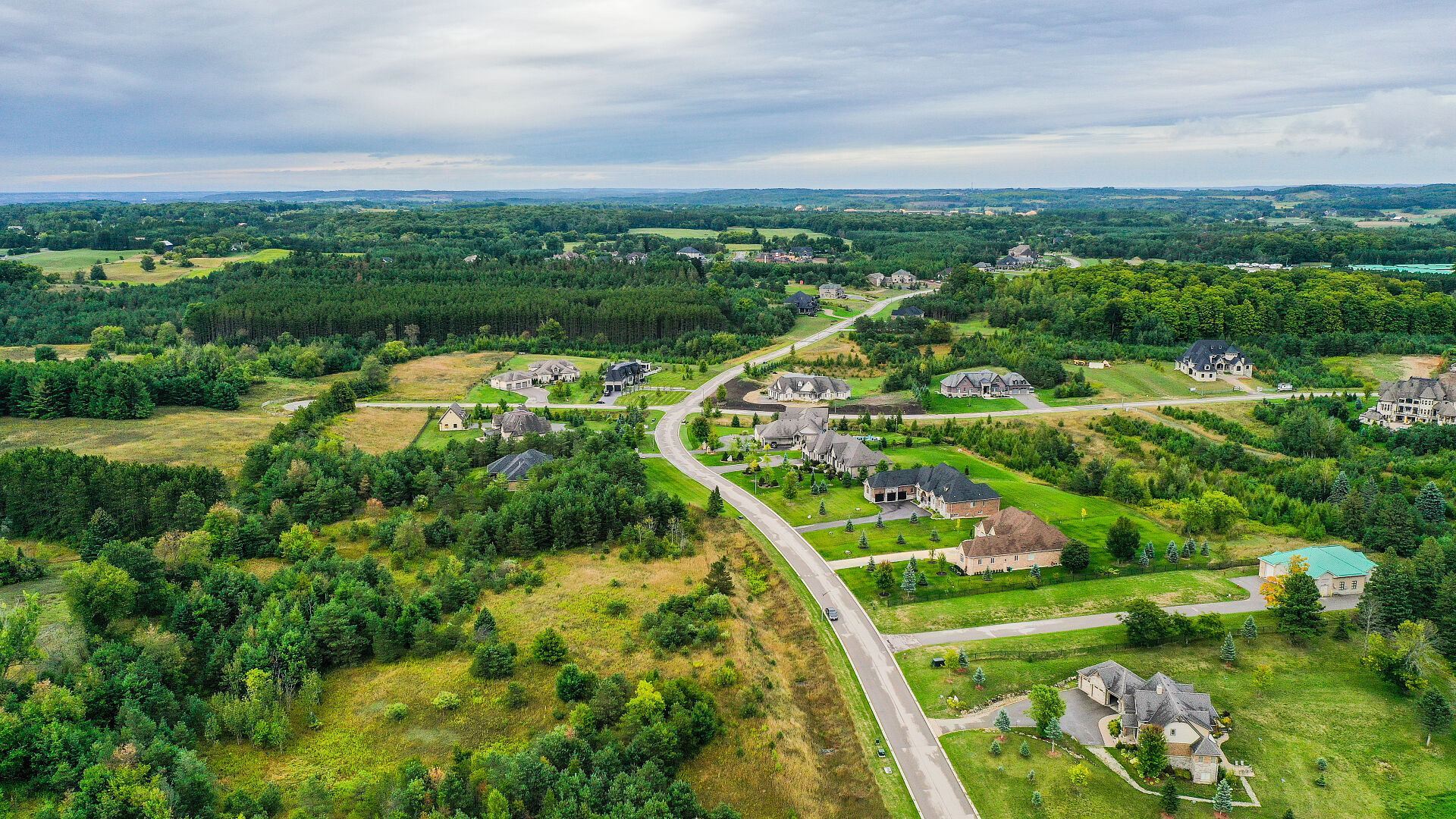 24 Buckstown Trail, Caledon, ON L7E 3J9 Virtual Tour