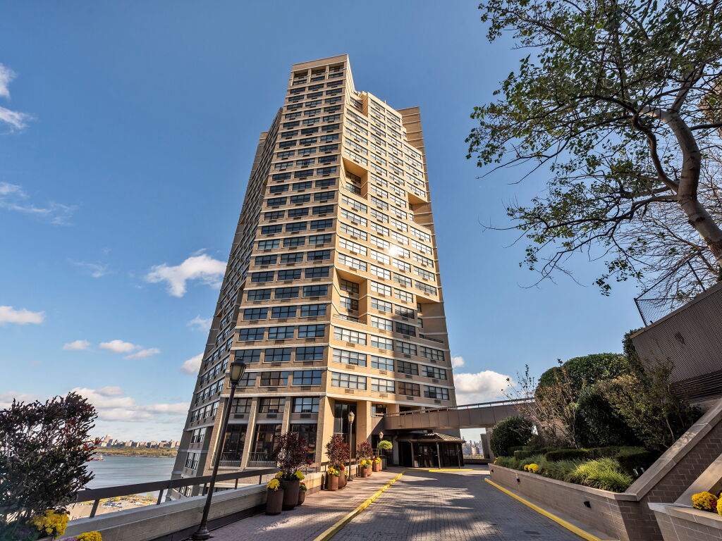 Galaxy Towers Guttenberg Nj Floor Plans Floor Roma