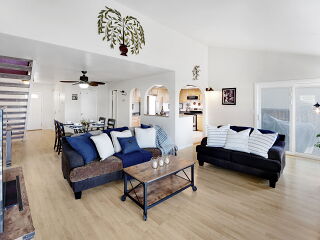 100 Sea Point Way, Pittsburg, CA 94565